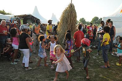 spielende Kinder
