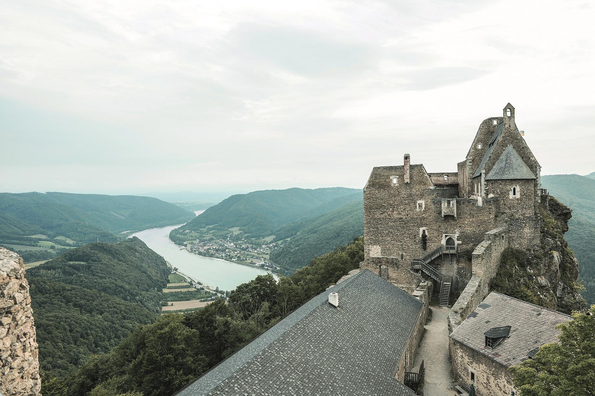 Blick von der Ruine Aggstein auf die Donau