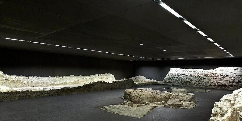 Ausgrabungen einer Synagoge aus dem Mittelalter