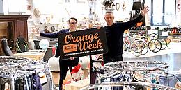 Klimastadtrat Jürgen Czernohorszky und Abteilungsleiter Josef Thon im 48er-Tandler. 