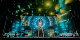 Die Schlagersängerin Andrea Berg auf einer Konzertbühne