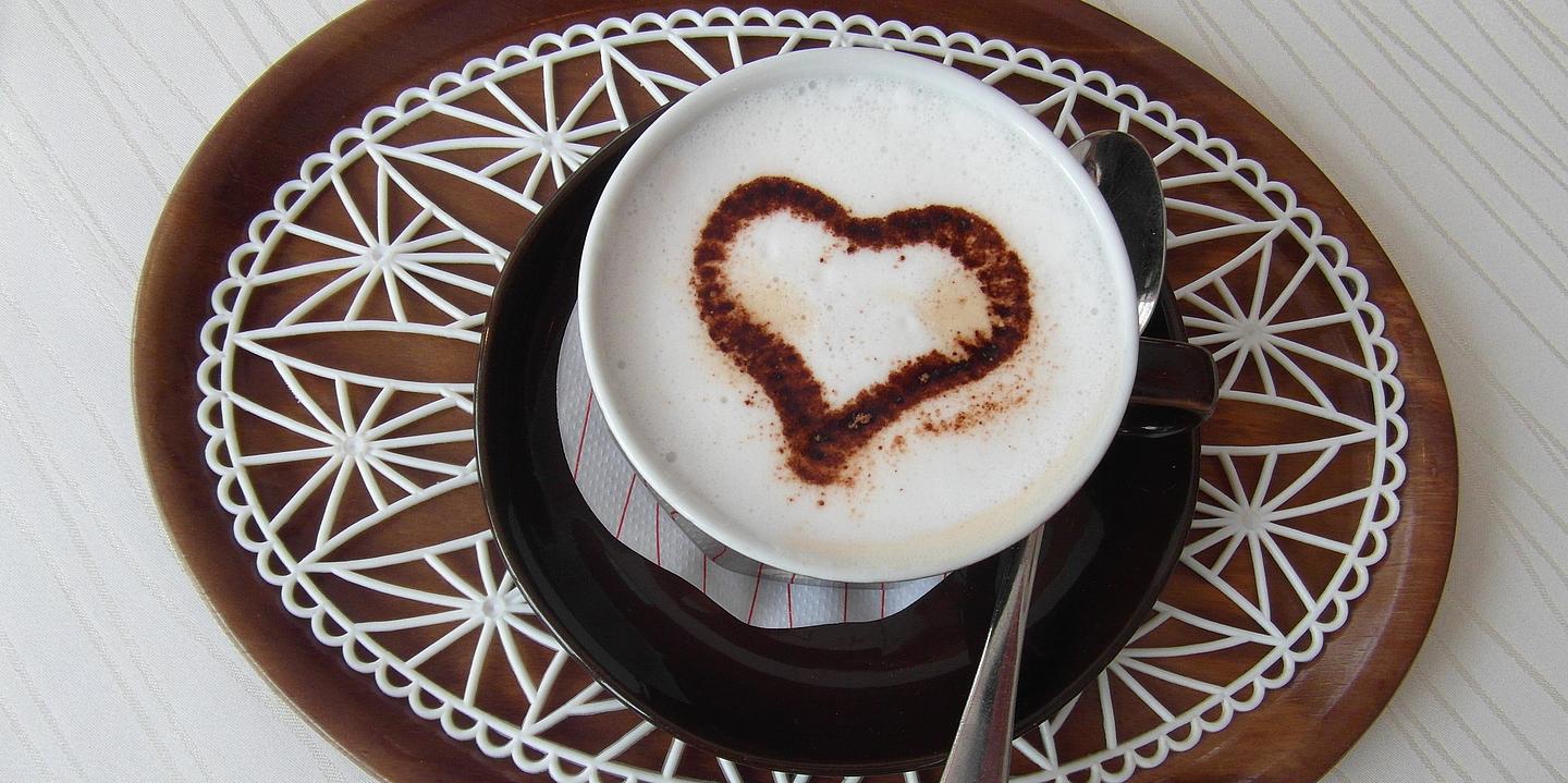 Kaffee in einer Tasse 