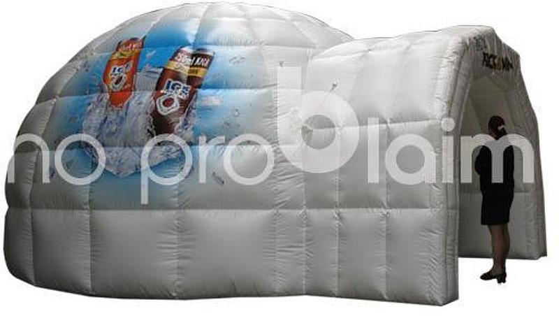 aufblasbares Iglu Zelt von einer Seite begehbar