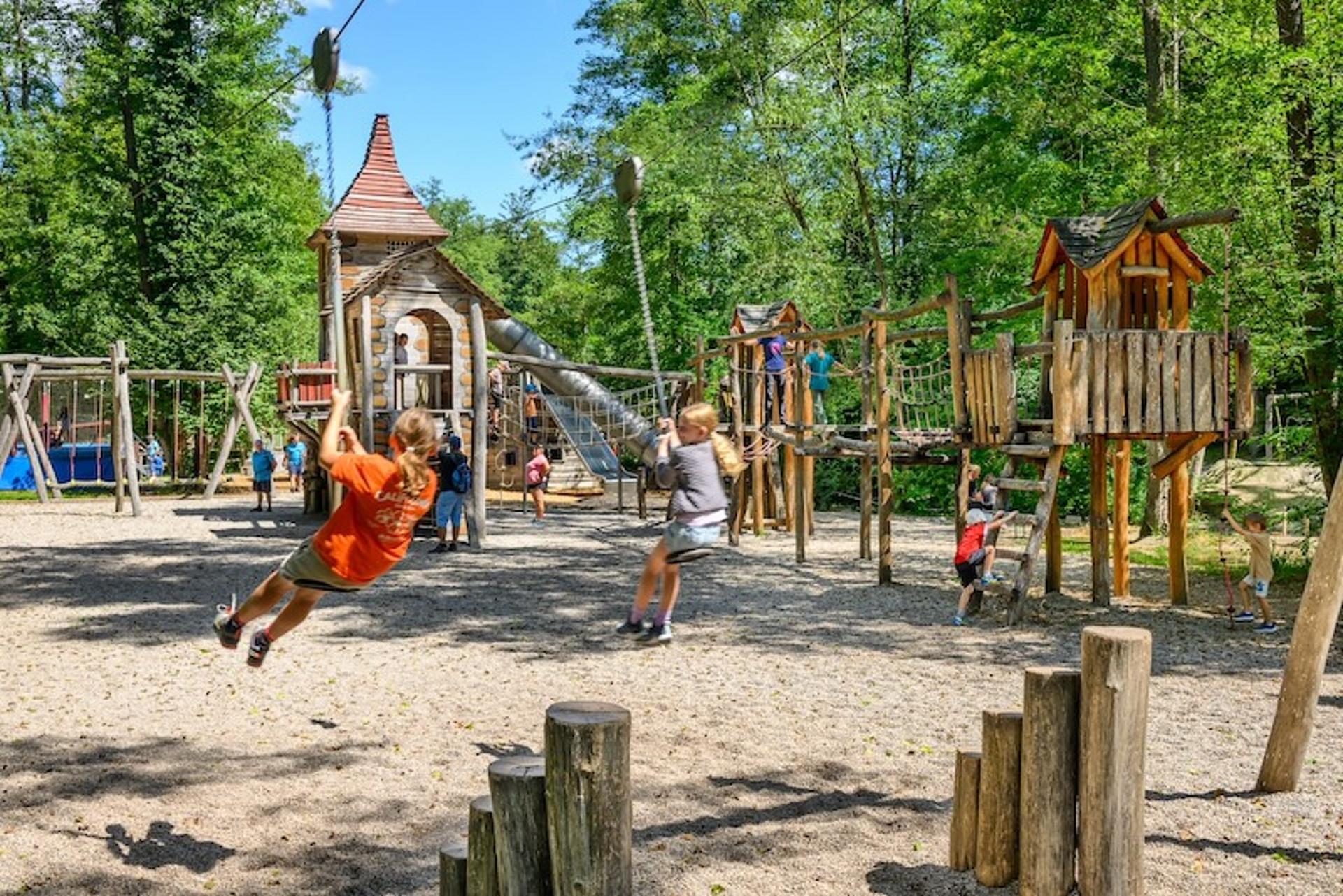 Spielplatz im Tierpark Stadt Haag