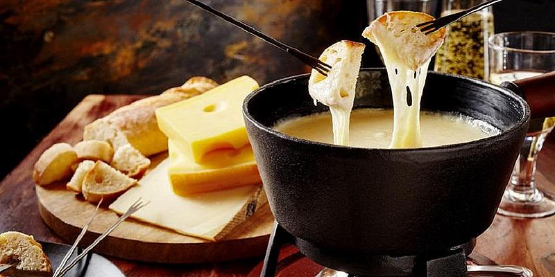Käsefondue
