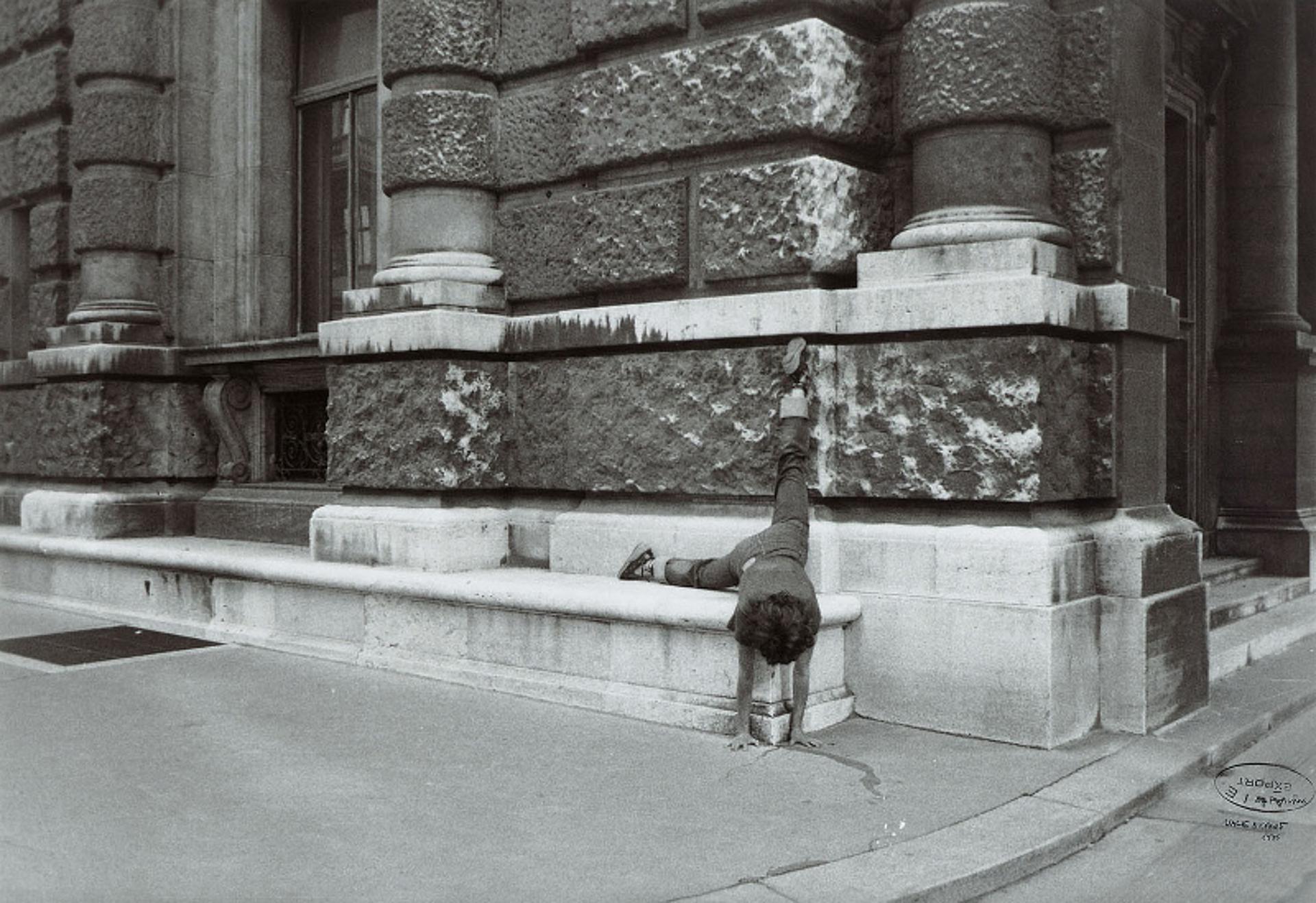 Anfügung von Valie Export