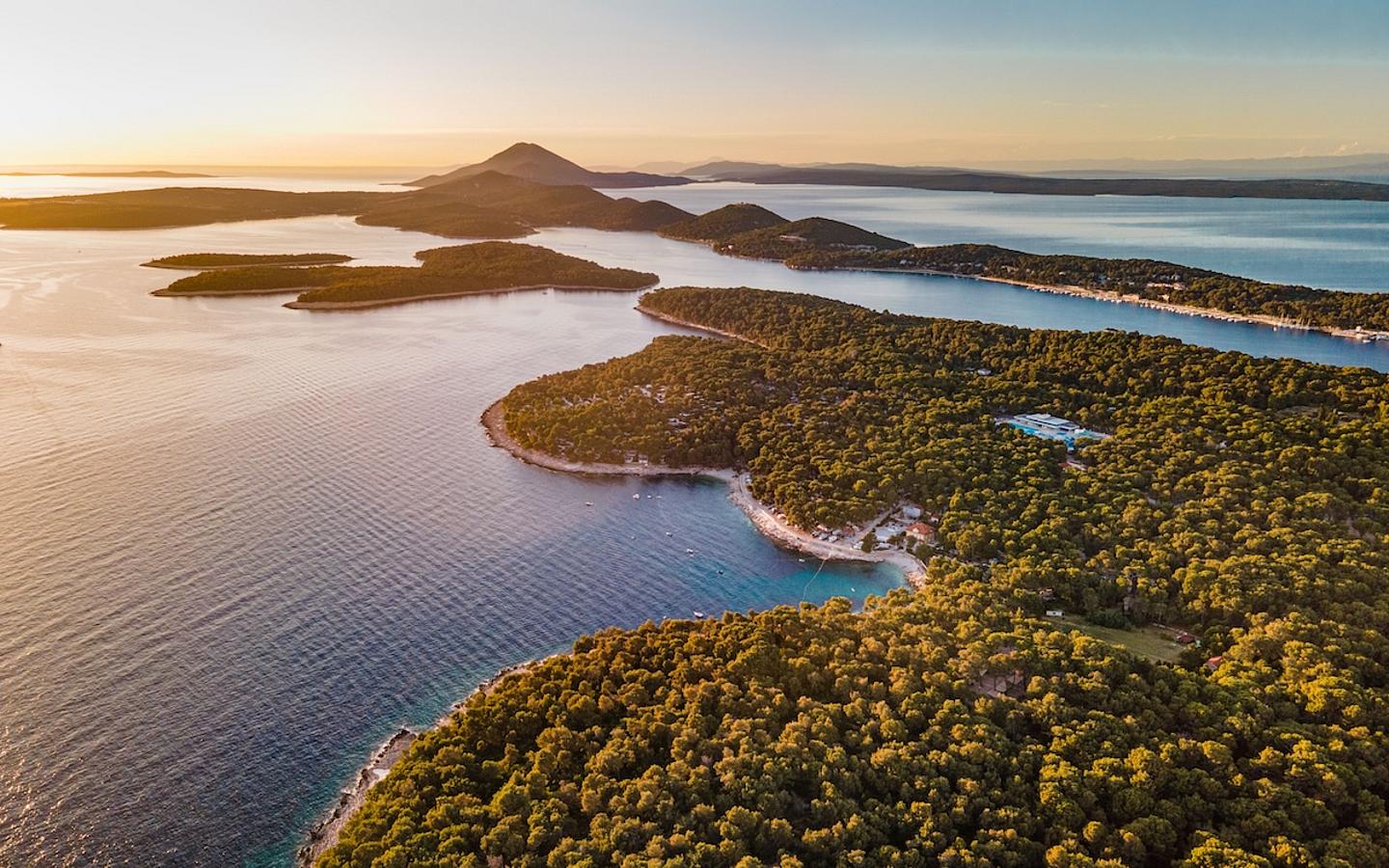 nselwelt Lošinj aus Vogelperspektive