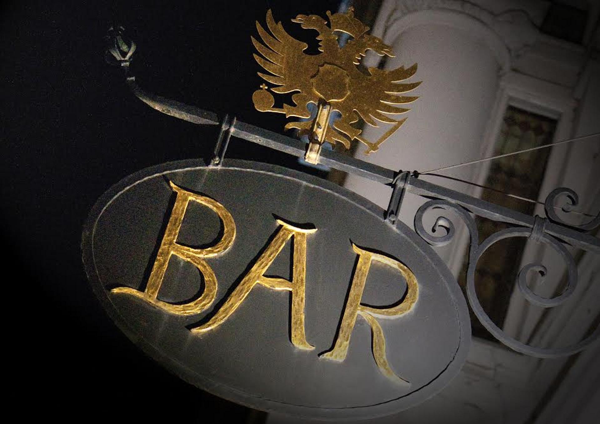 Barfly's