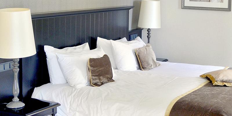 Schlafstörungen Bett im Schlafzimmer