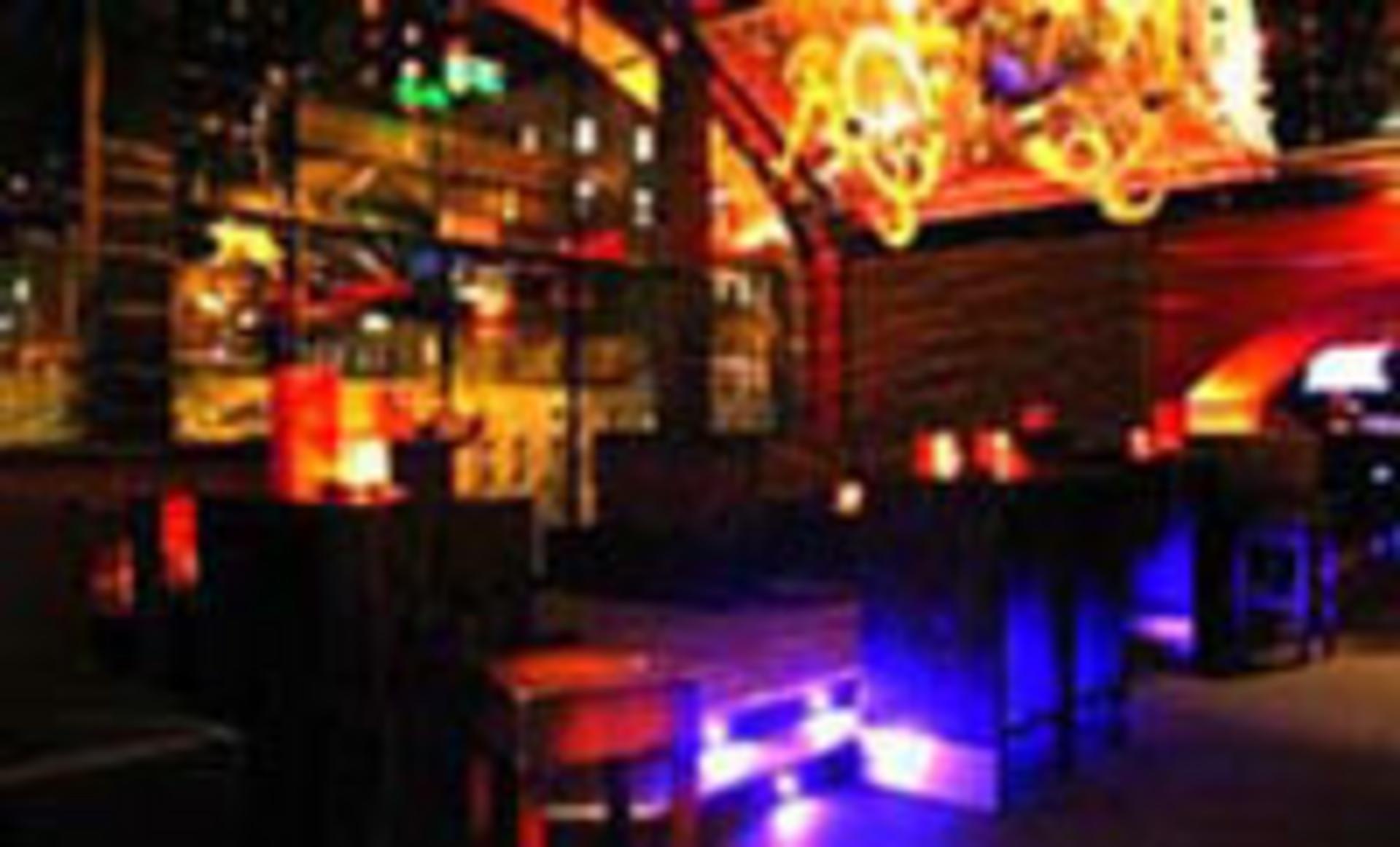 Cocktailbar Kju-Stadtbahnbgen und Kaktus-Bermudadreieck