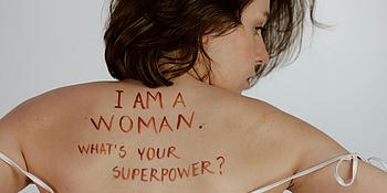 Frauen Superpower 