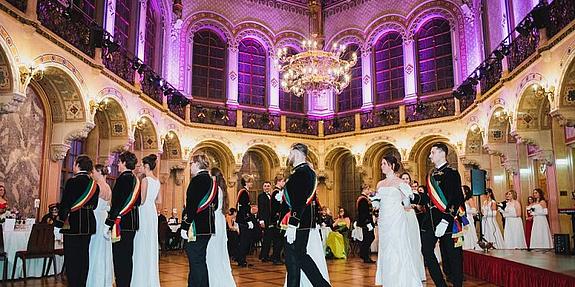 Violette Redoutte: Maskenball in Wien