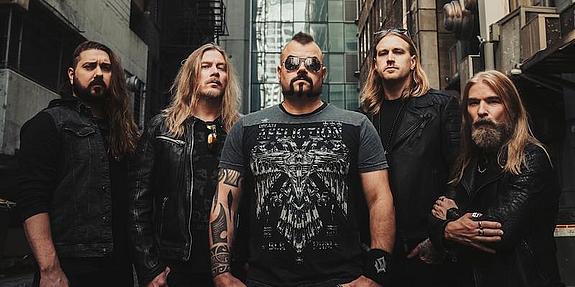 die fünf Mitglieder der Band