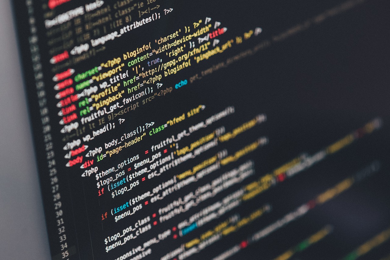 Computerbildschirm mit Programmiercode