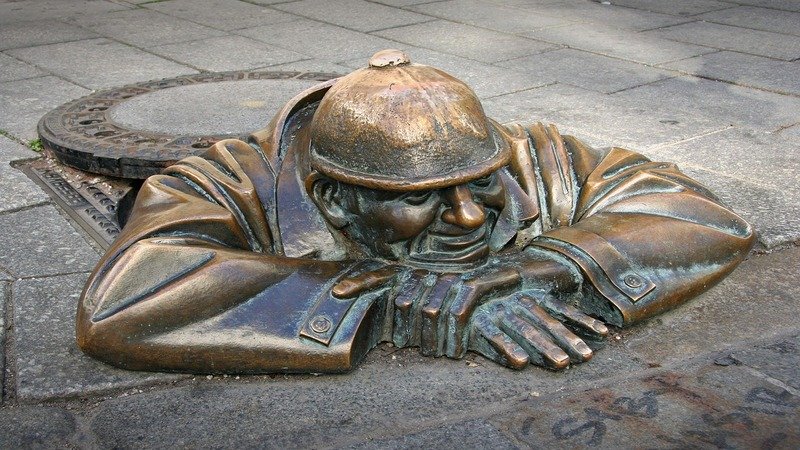 Bronzestatue 